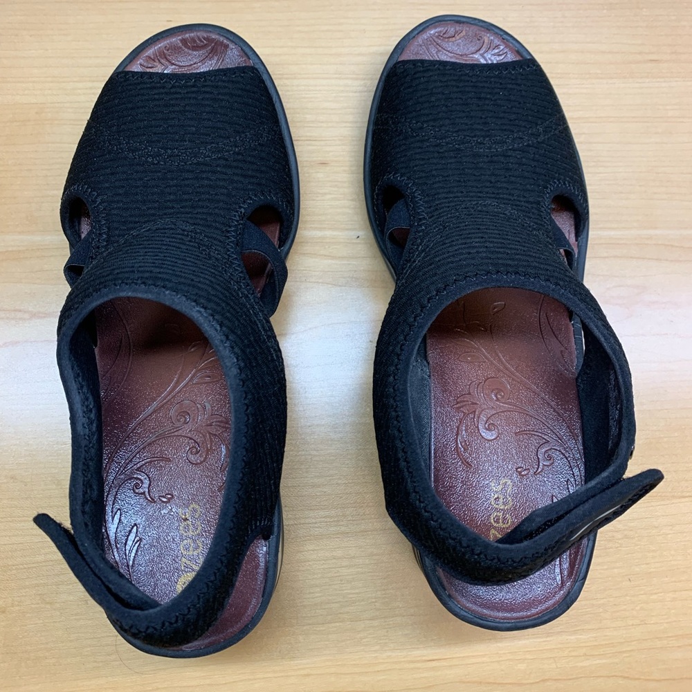 BZees Dream Washable Platform Sandals